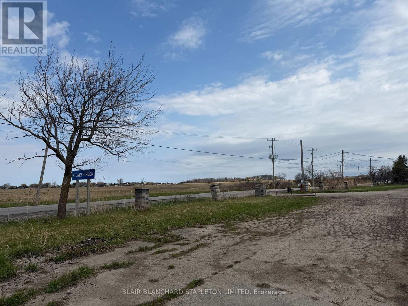For sale: 443 REGIONAL ROAD 20, Hamilton, Ontario L8J3H6 - X13042186 ...
