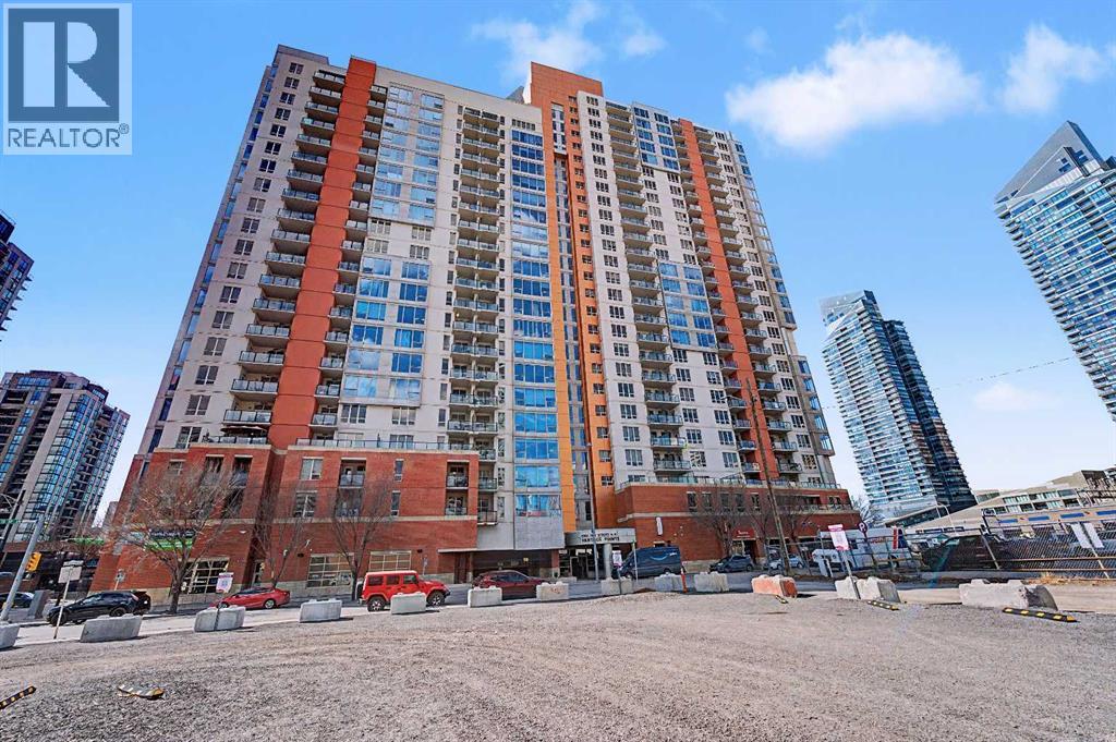 Apartment for Sale in 801, 1053 10 Street SW|Calgary, Alberta T2R1S6 2