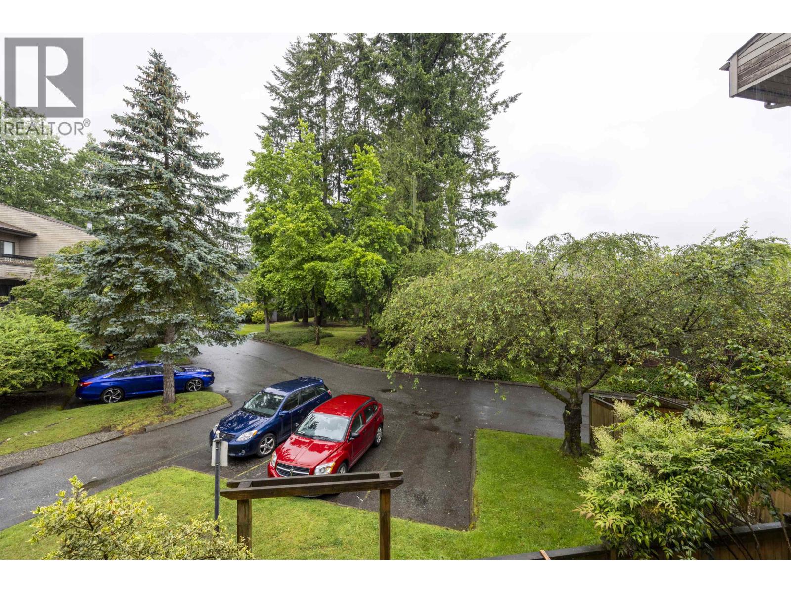 203 1195 PIPELINE ROAD, Coquitlam, British Columbia V3B6J5