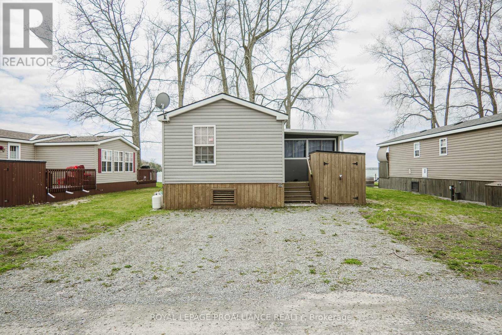 For sale: 486 COUNTY RD 18 - 19 BEACHVIEW LANE, Prince Edward County ...