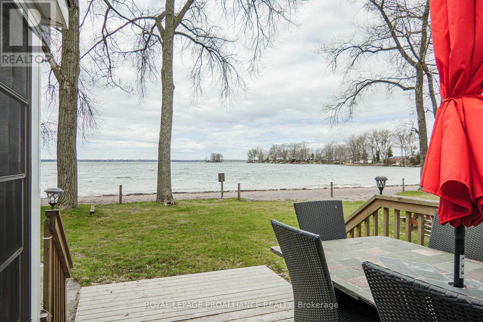 For sale: 486 COUNTY RD 18 - 19 BEACHVIEW LANE, Prince Edward County ...
