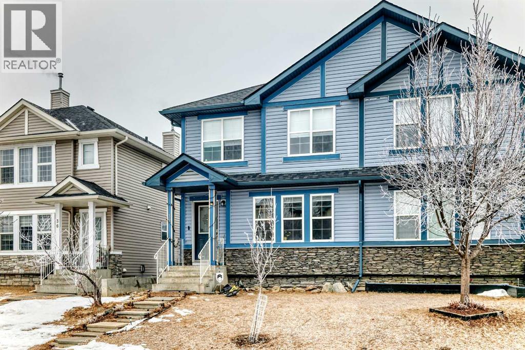 Duplex for Sale in 32 SADDLEBROOK Place NE|Calgary, Alberta T3J5M3 2