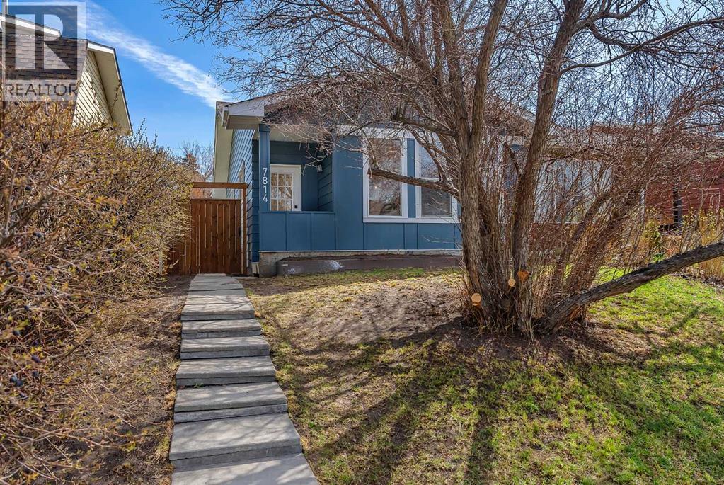Duplex for Sale in 7814 21 Street SE|Calgary, Alberta T2C1Y7 2