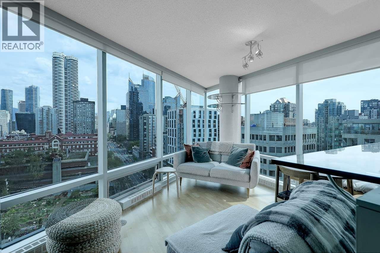 1502 1003 BURNABY STREET|Vancouver, British Columbia V6E4R7