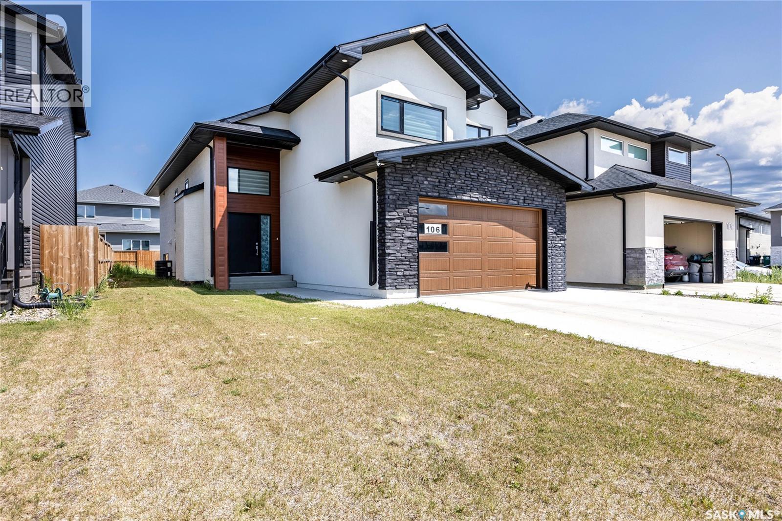 For sale: 106 Kenaschuk CRESCENT, Saskatoon, Saskatchewan S7W0Y6
