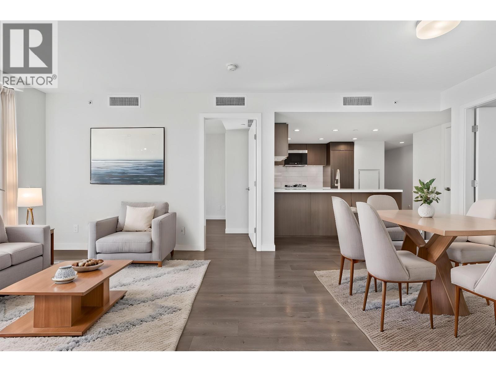 807 8238 LORD STREET|Vancouver, British Columbia V6P0G7