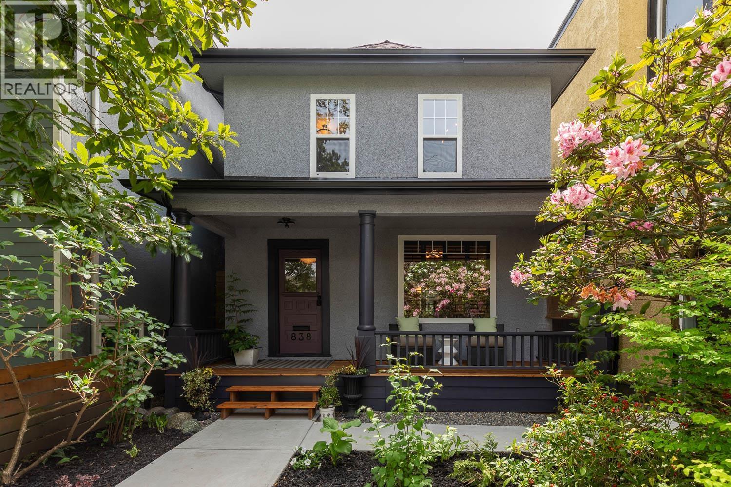 838 E PENDER STREET|Vancouver, British Columbia V6A1W1