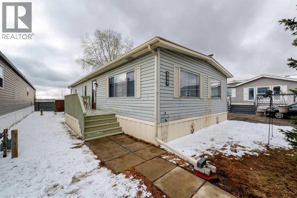 Mobile Home for Sale in 303, 99 Arbour Lake Road NW|Calgary, Alberta T3G4E4