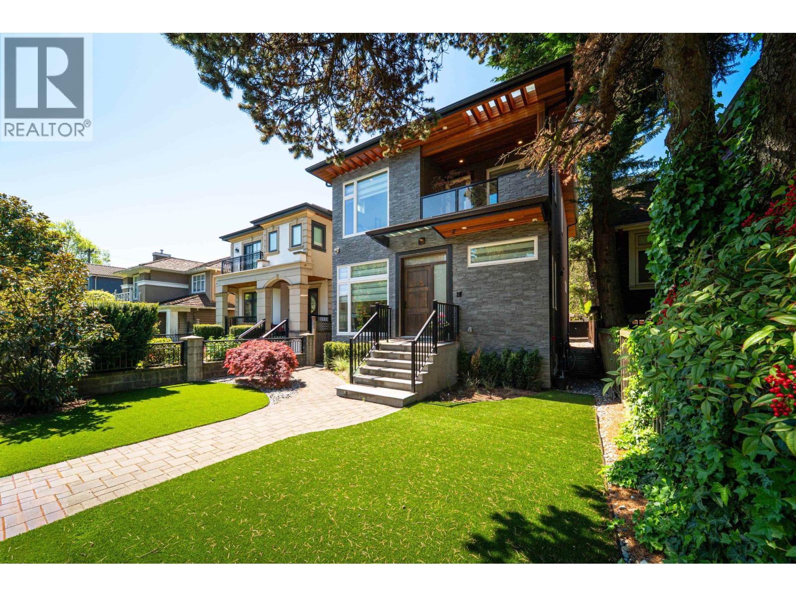 6007 LARCH STREET|Vancouver, British Columbia V6M4E5