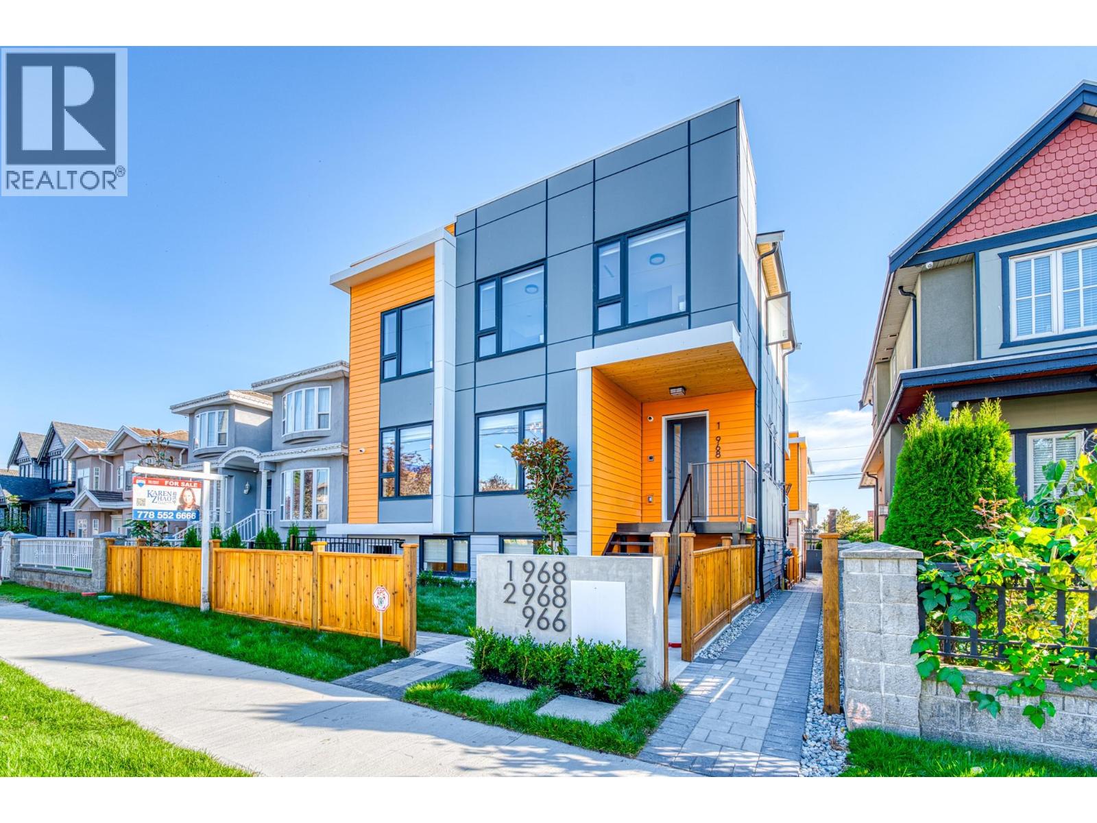 2 968 E 55TH AVENUE|Vancouver, British Columbia V5X1N9