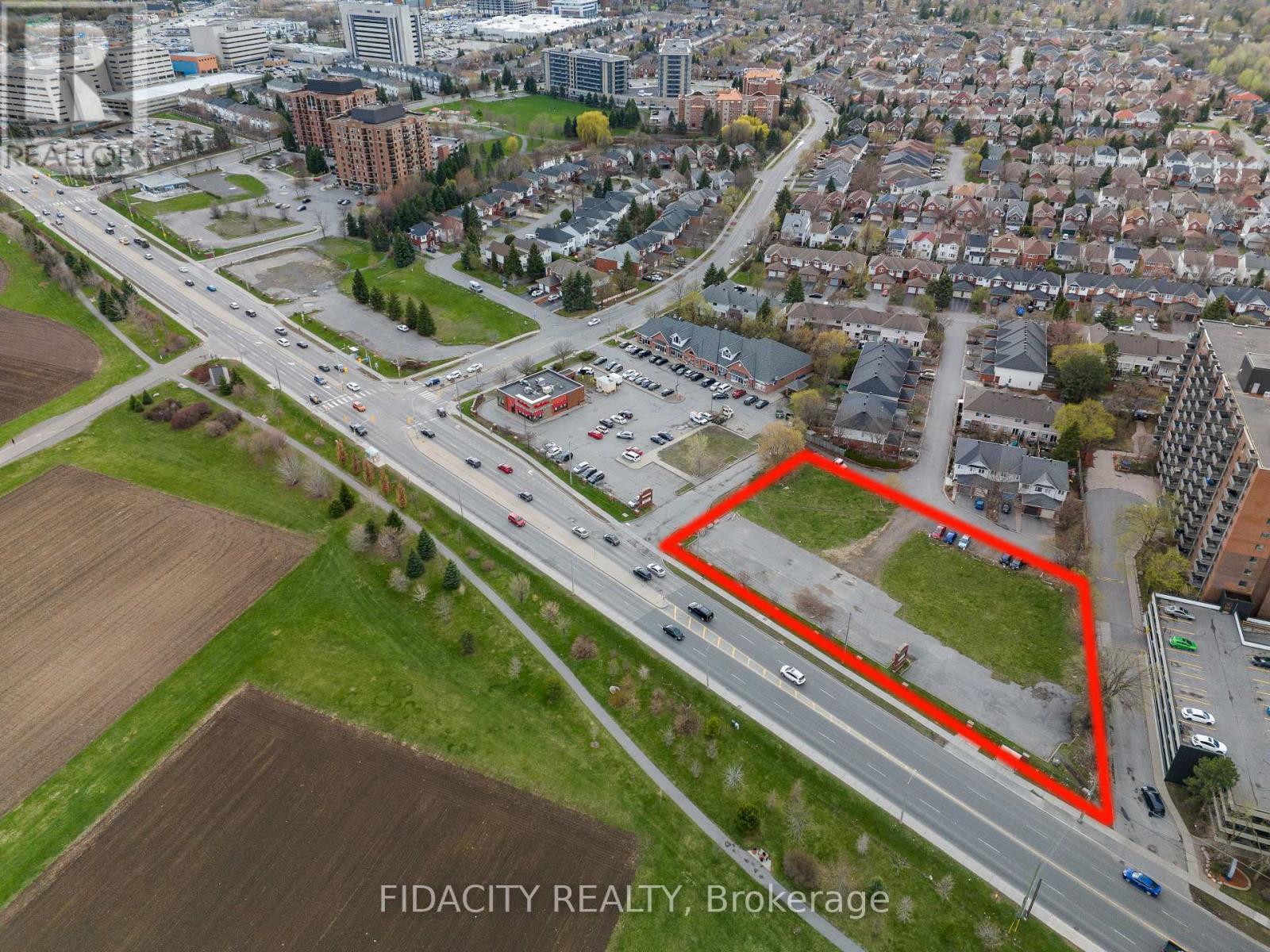 For sale: 1230 MERIVALE ROAD, Ottawa, Ontario K2C4C3 - X13015916 ...