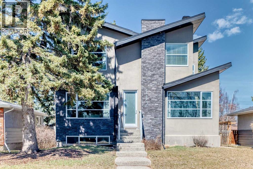 House for Sale in 112 Hanover Road SW|Calgary, Alberta T2V3J4