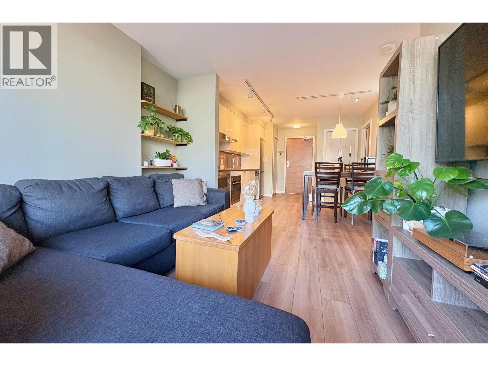 308 161 W GEORGIA STREET|Vancouver, British Columbia V6B0K9
