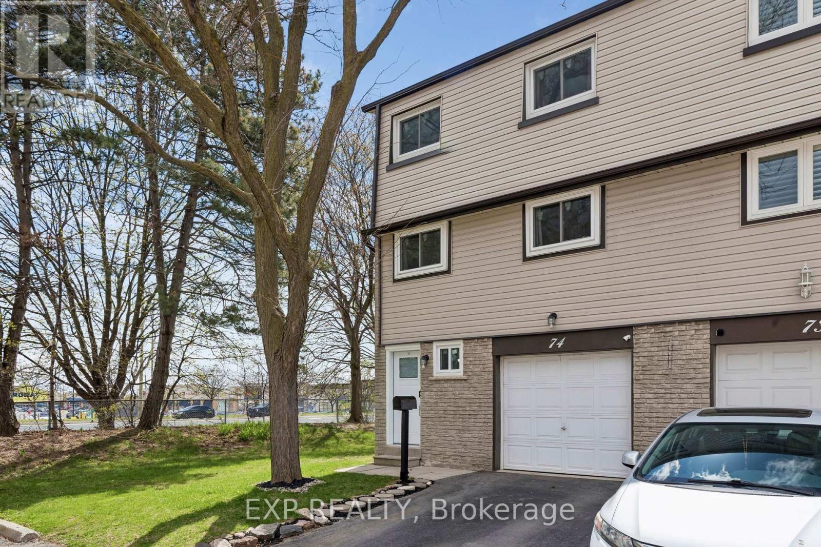 For sale: 74 - 1945 DENMAR ROAD, Pickering (Village East), Ontario