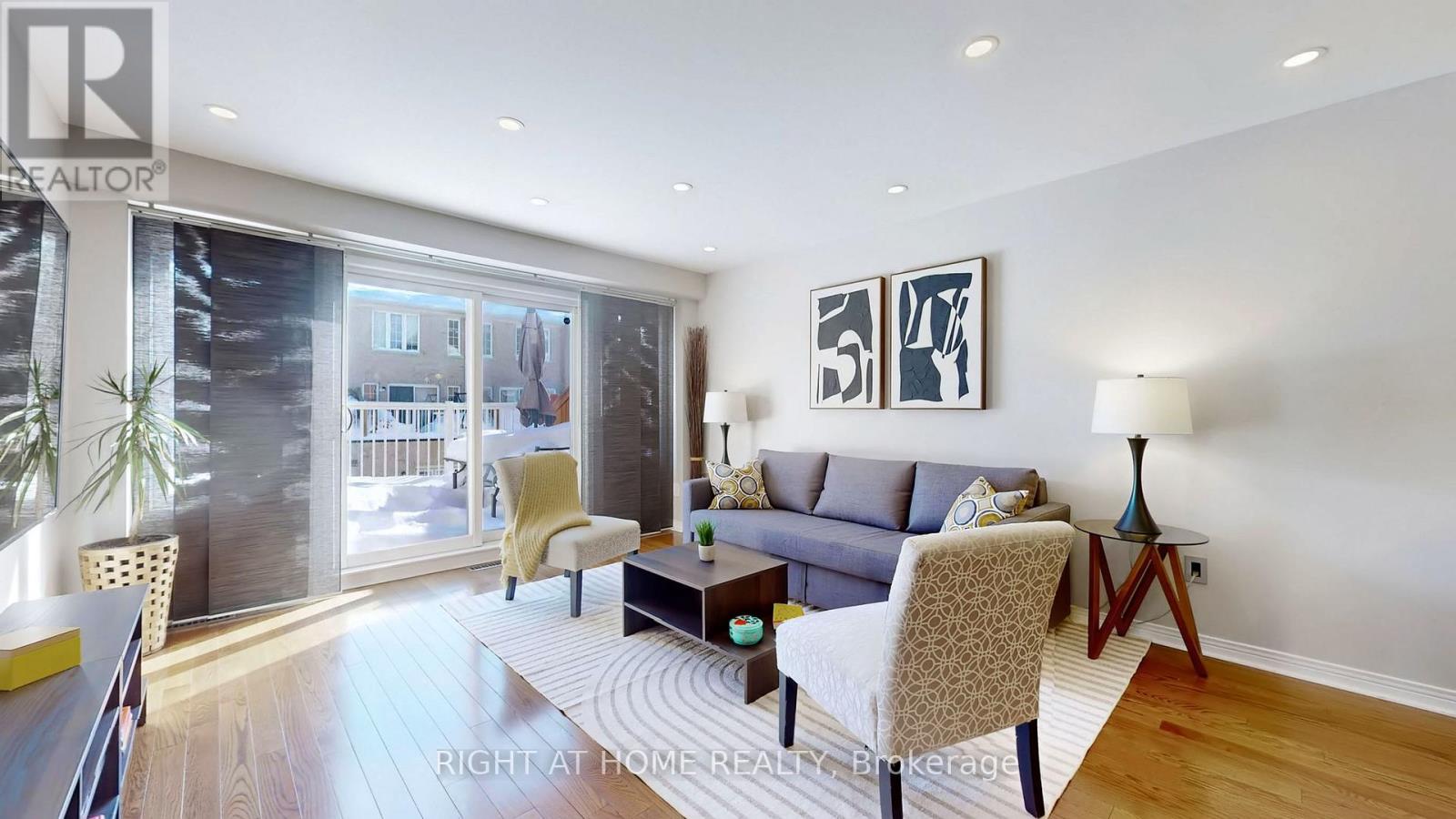 For sale: 49 WILKES CRESCENT, Toronto (Clairlea-Birchmount