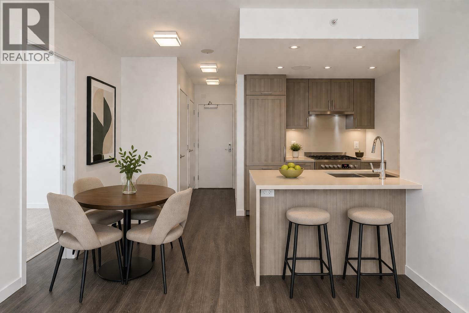 504 5598 ORMIDALE S STREET|Vancouver, British Columbia V5R0E5
