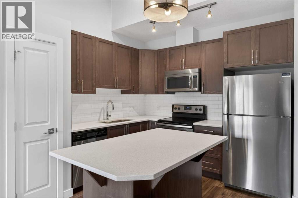 Row / Townhouse for Sale in 12 Evanscrest Gardens NW|Calgary, Alberta T3P0S1 4