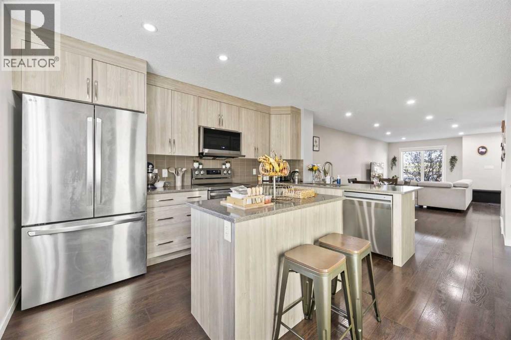 Row / Townhouse for Sale in 1616, 7451 Falconridge Boulevard NE|Calgary, Alberta T3J0Z8