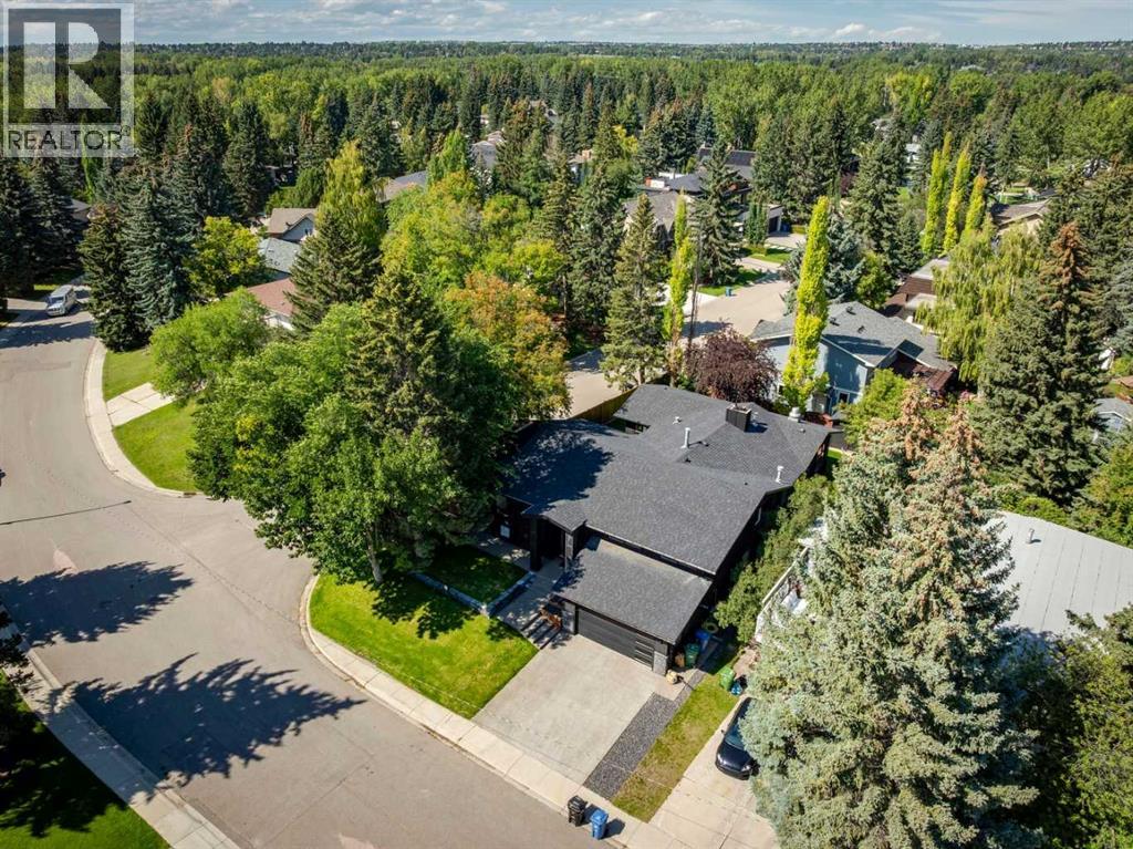House for Sale in 1206 Varsity Estates Road NW|Calgary, Alberta T3B2X2 4
