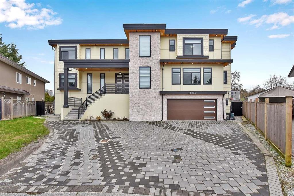 aymfllページ For sale: 13291 MELVILLE PLACE, Surrey, British Columbia V3V6Z1