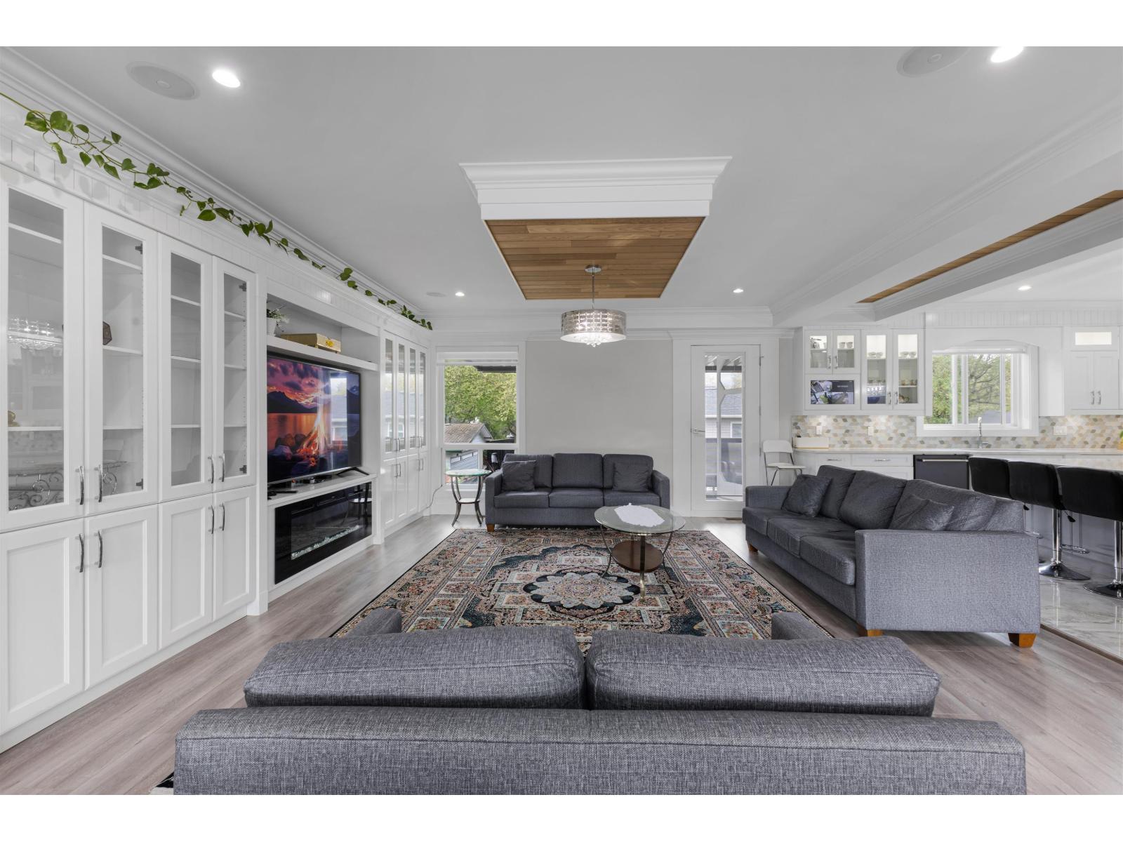 aymfllページ For sale: 13291 MELVILLE PLACE, Surrey, British Columbia V3V6Z1