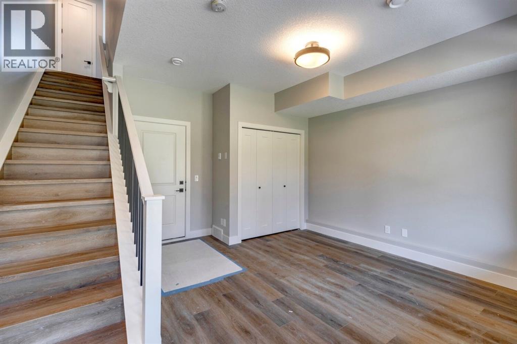 Row / Townhouse for Sale in 81 Royal Elm Green NW|Calgary, Alberta T3G0G8 3