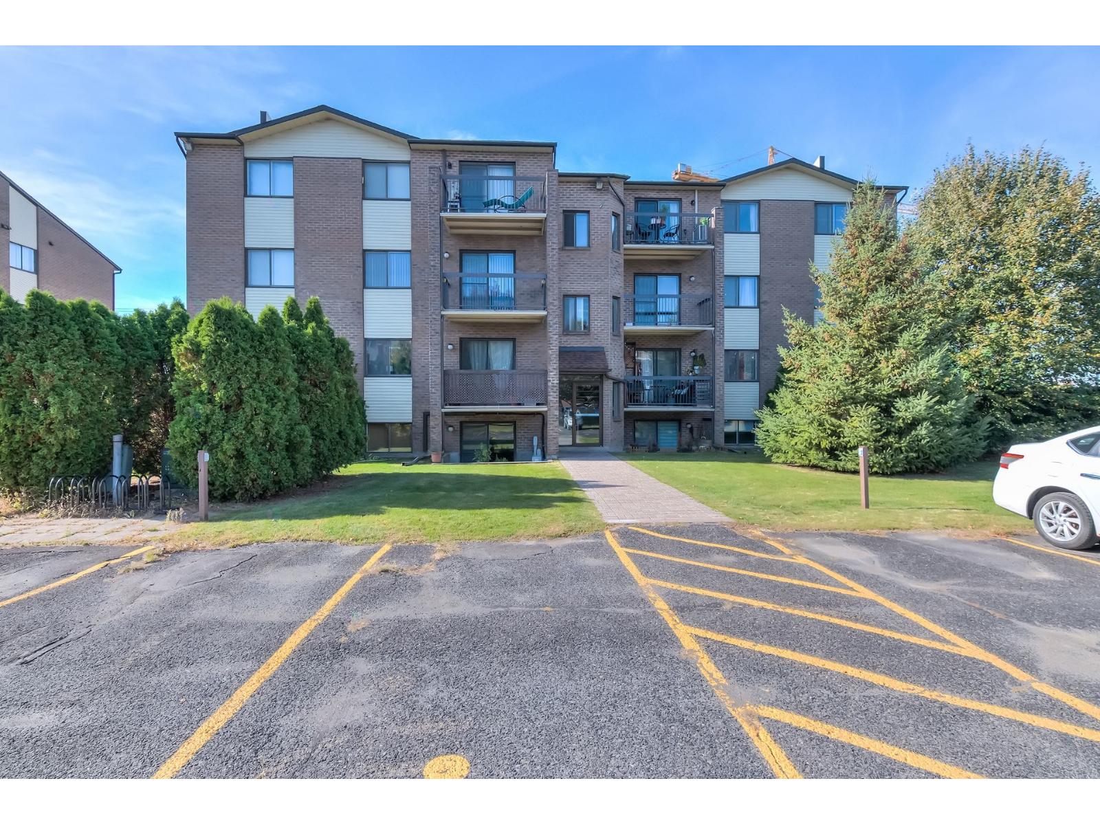 2335 Boul. Gaétan-Boucher, #303, Longueuil (Saint-Hubert), Quebec J3Y8C4