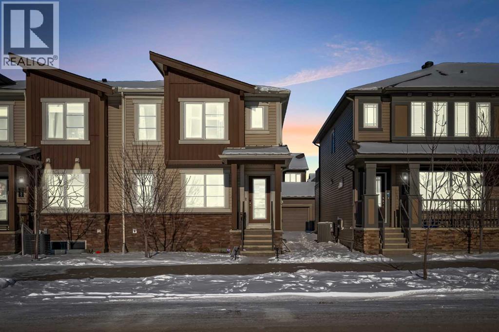 Row / Townhouse for Sale in 1148 140 Avenue NW|Calgary, Alberta T3P0Y9 2