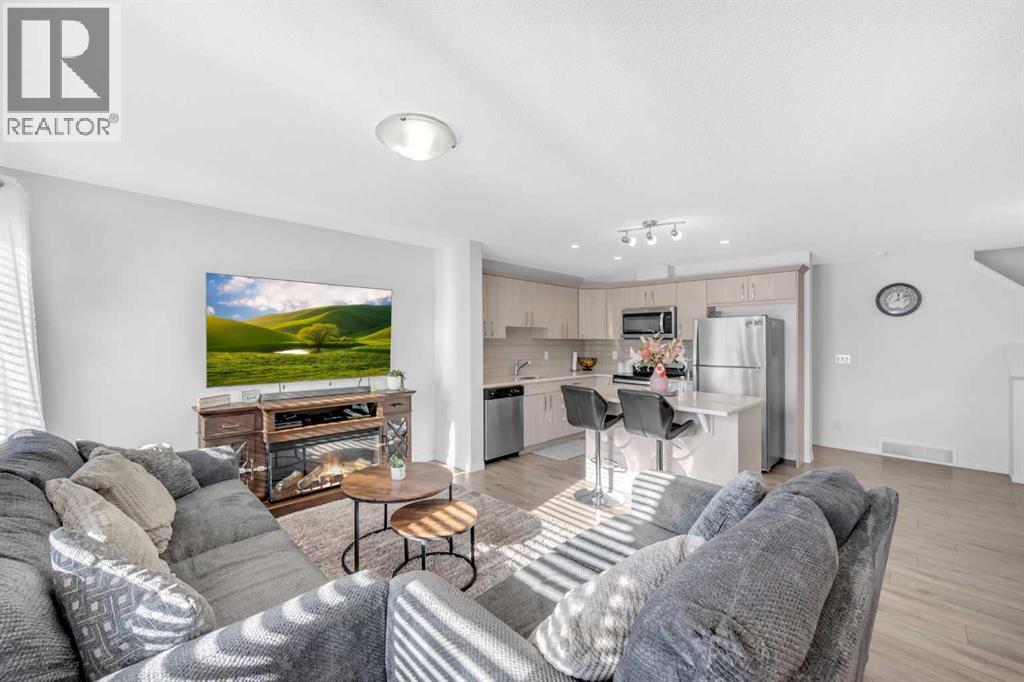 Row / Townhouse for Sale in 1148 140 Avenue NW|Calgary, Alberta T3P0Y9 5