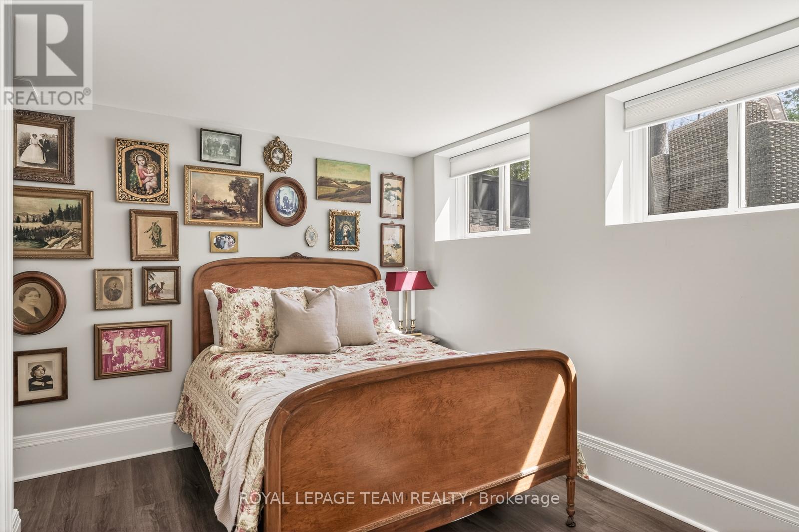For sale: 54 PARK ROAD, Ottawa, Ontario K1M0B9 - X13085068 | REALTOR.ca
