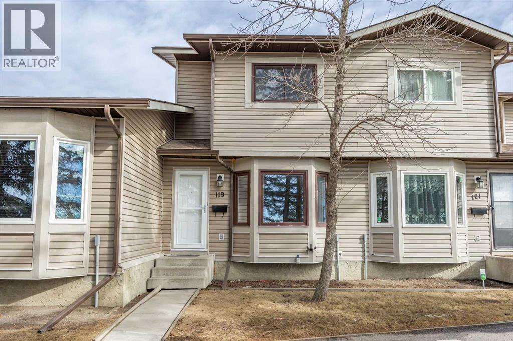Row / Townhouse for Sale in 119 Falshire Terrace NE|Calgary, Alberta T3J3B5