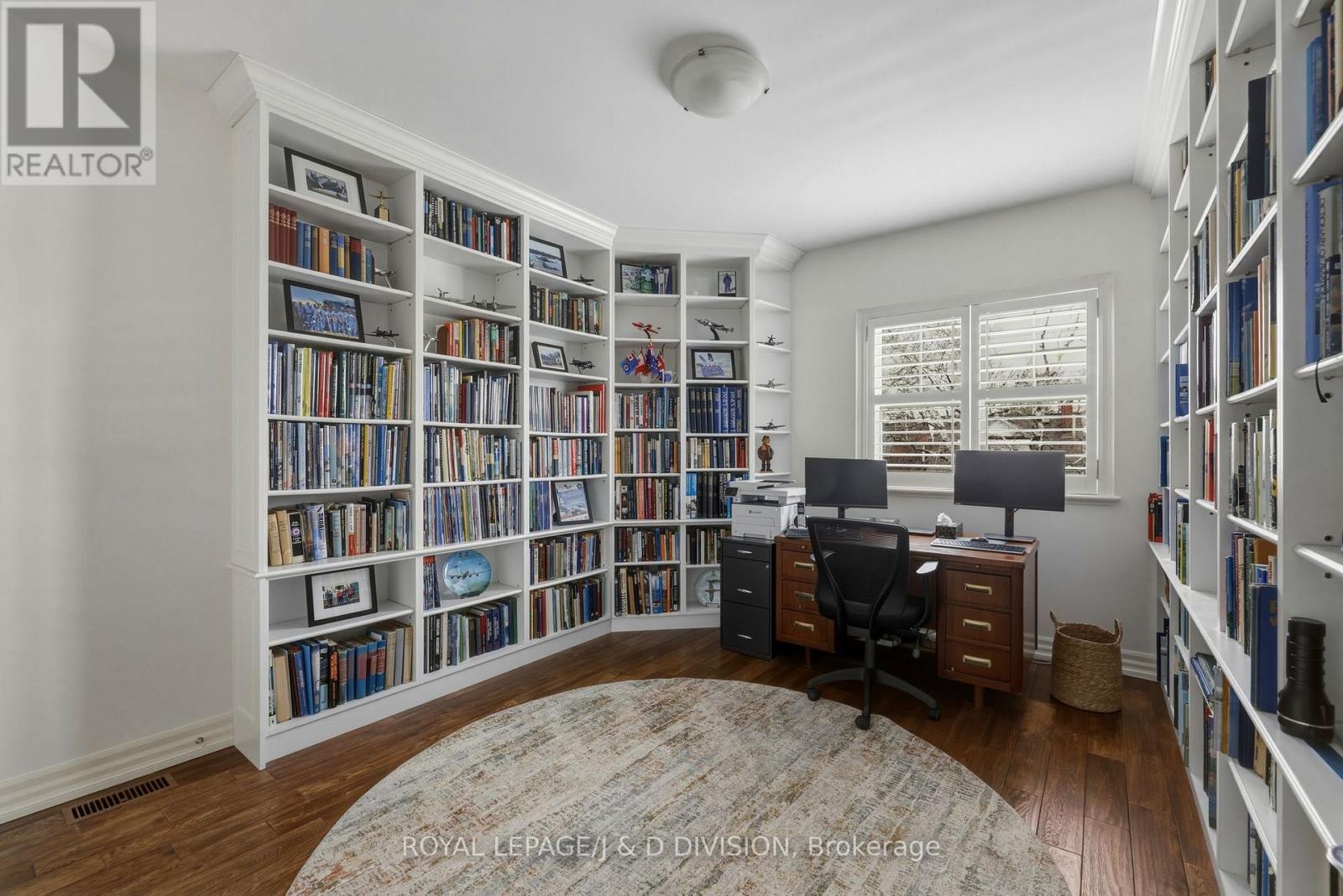 property-image