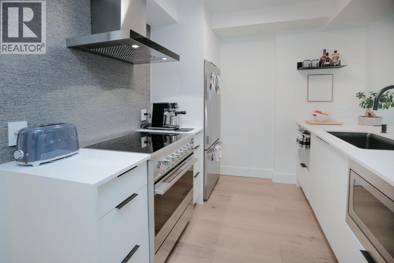 703 1288 ALBERNI STREET|Vancouver, British Columbia V6E4N5