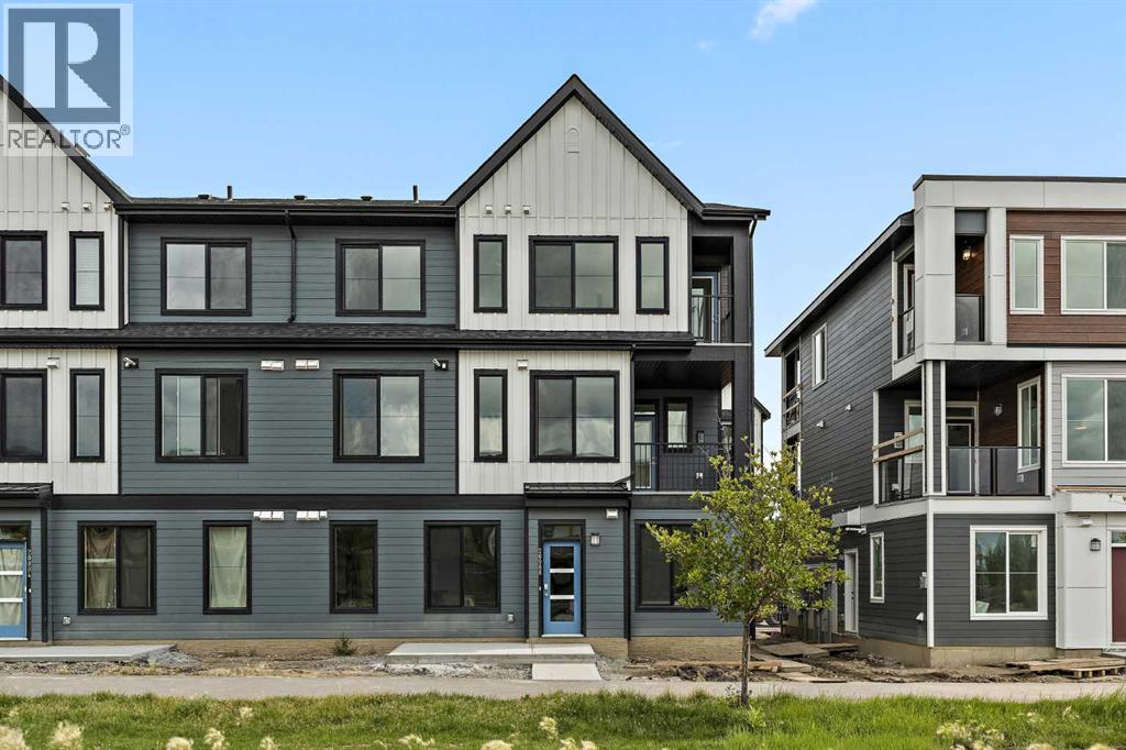 Row / Townhouse for Sale in 3, 20830 Main Street SE|Calgary, Alberta T3M4K3
