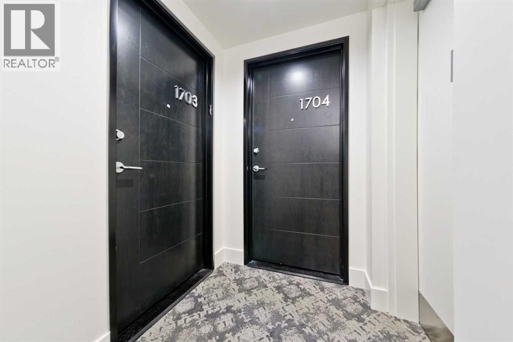 Apartment for Sale in 1704, 930 6 Avenue SW|Calgary, Alberta T2P1J3 4