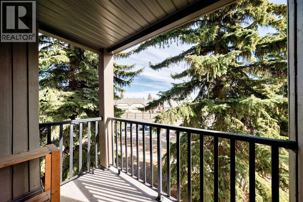 Apartment for Sale in 824, 6400 Coach Hill Road SW|Calgary, Alberta T3H1B8 3