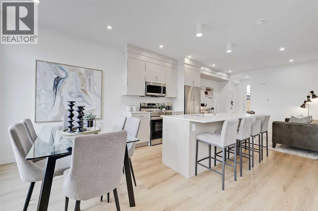 Row / Townhouse for Sale in 2 & 7, 828 8 Avenue NE|Calgary, Alberta T2E9E2 3