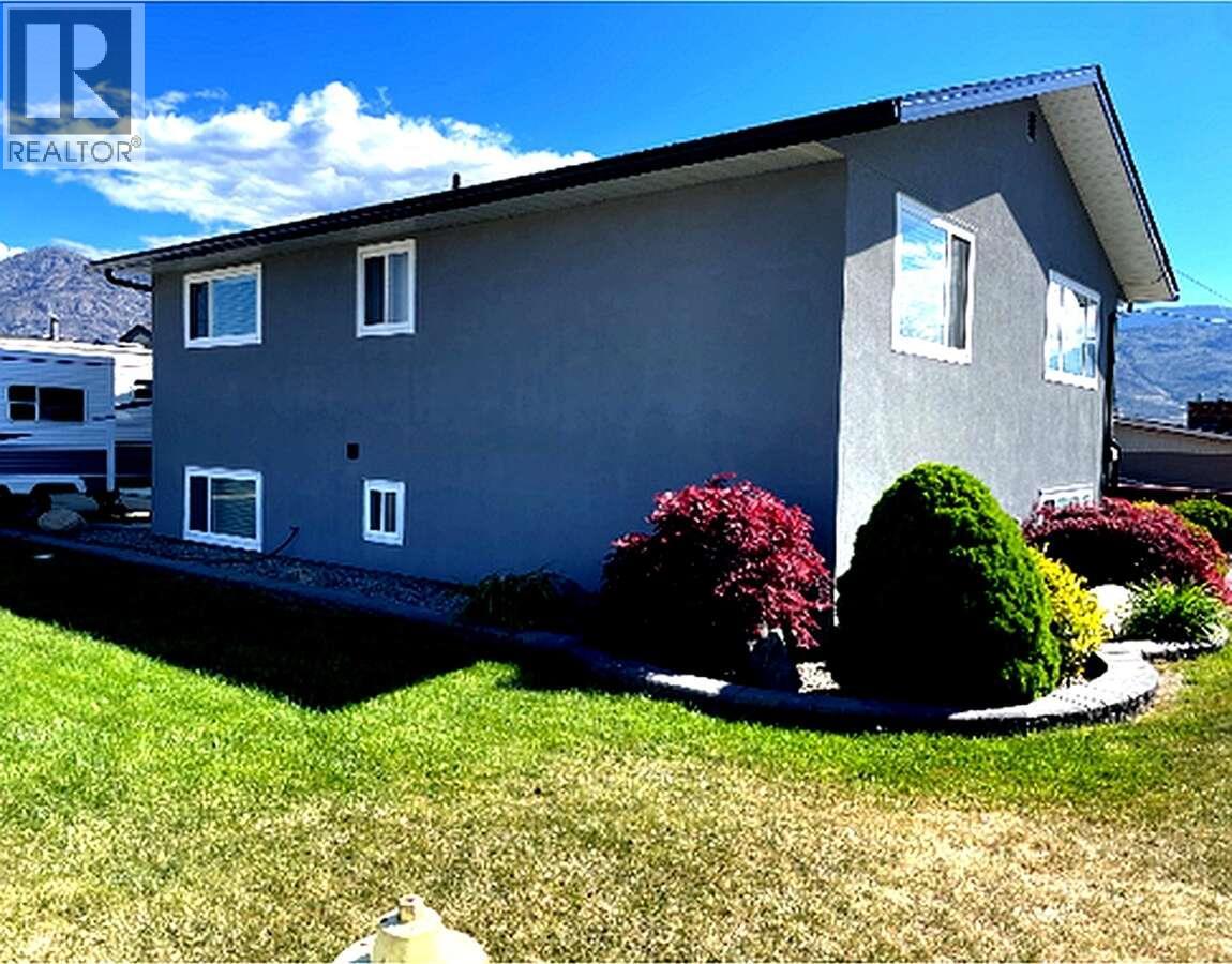 For sale: 9106 Hummingbird Lane, Osoyoos, British Columbia V0H1V5
