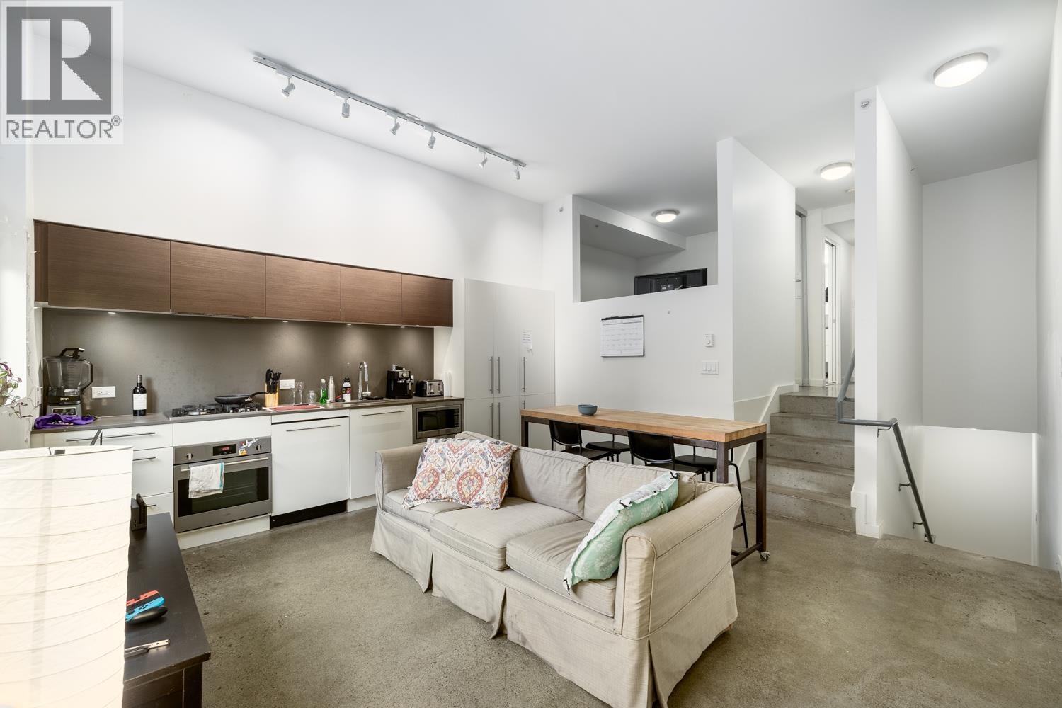 208 150 E CORDOVA STREET|Vancouver, British Columbia V6A0E7