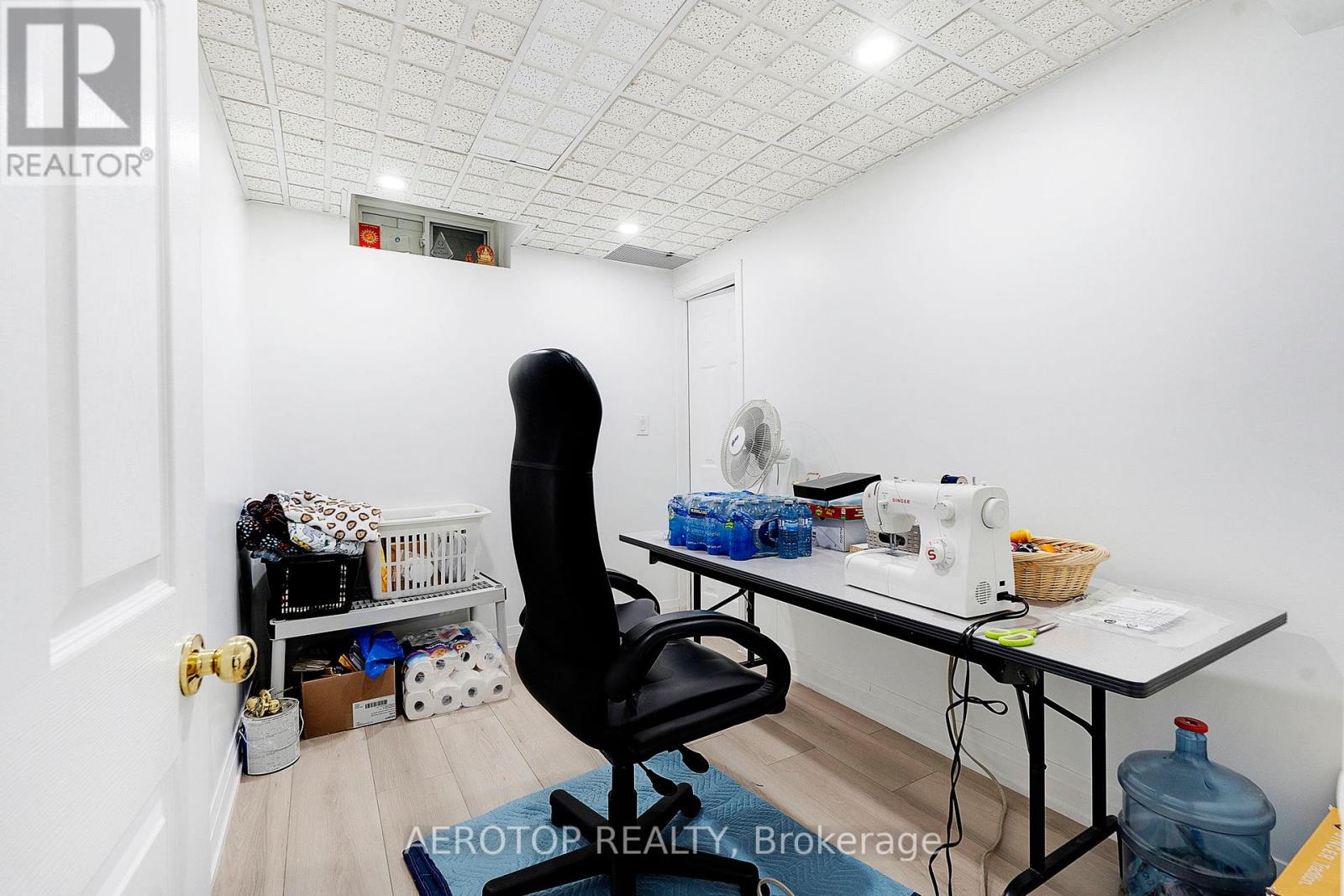 property-image