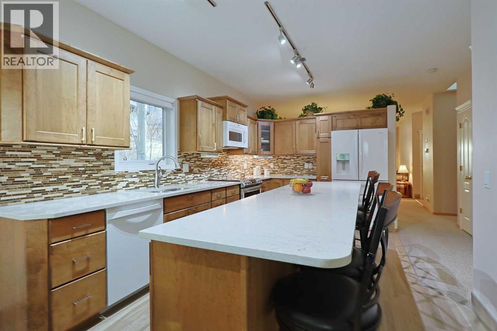 Duplex for Sale in 13 Scimitar Heath NW|Calgary, Alberta T3L2E1 3