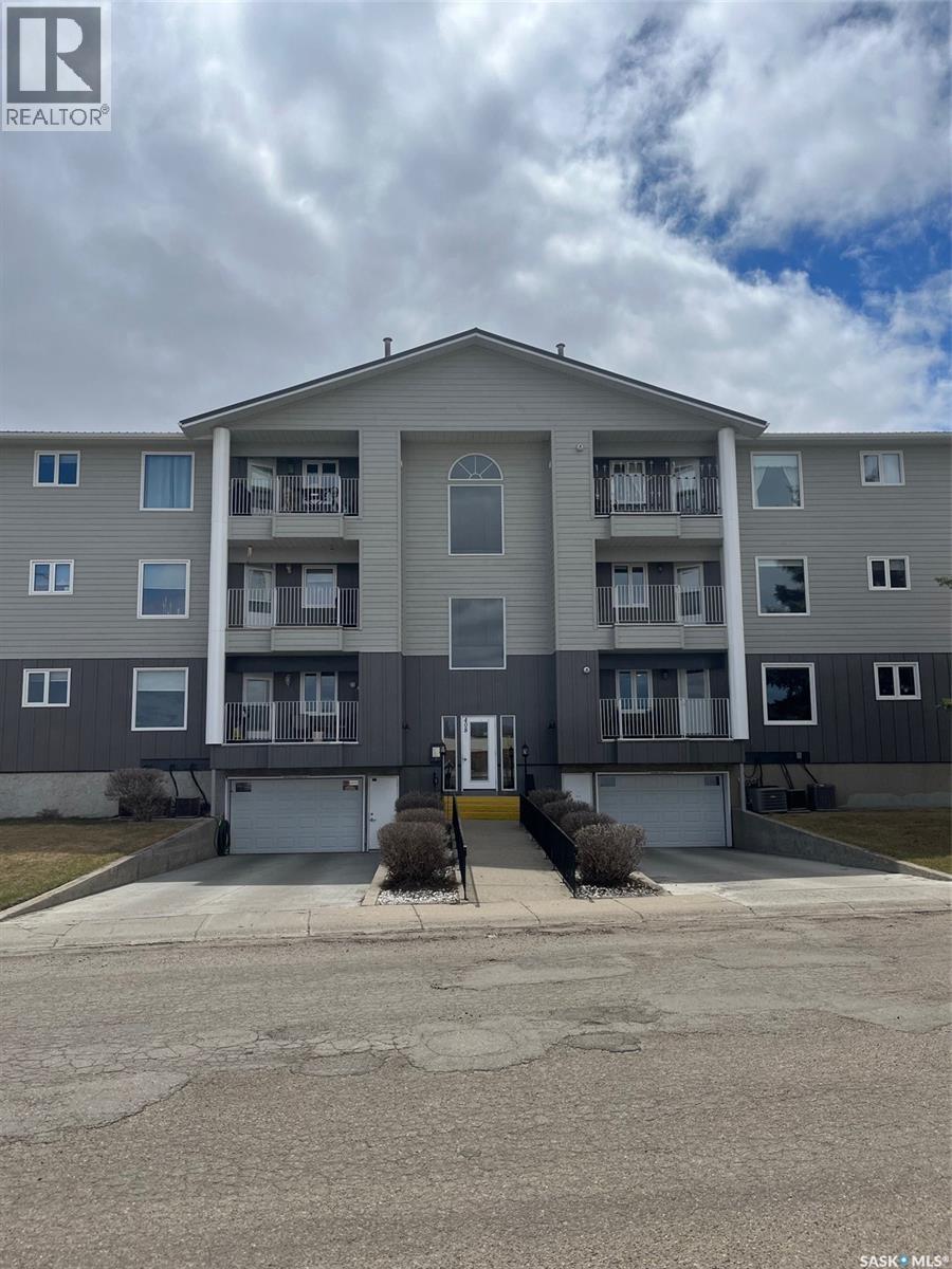 304 408 Heritage DRIVE, Estevan, Saskatchewan S4A2P7