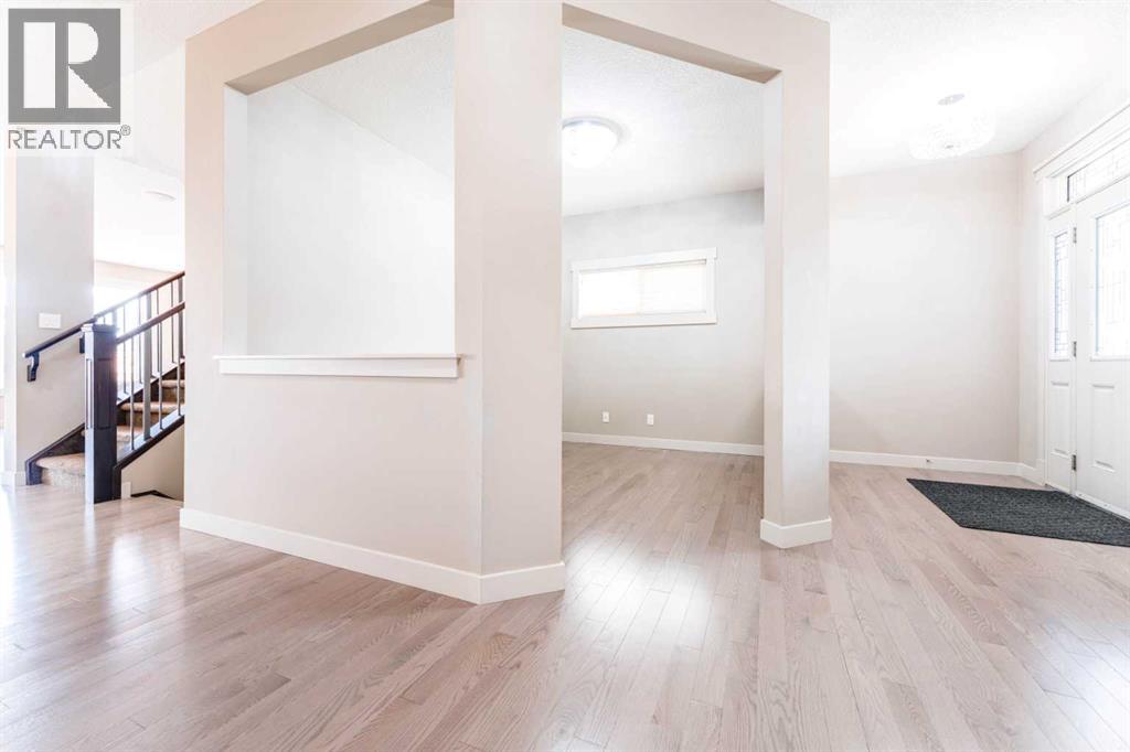 House for Sale in 95 Evansdale Common NW|Calgary, Alberta T3P0E6 3
