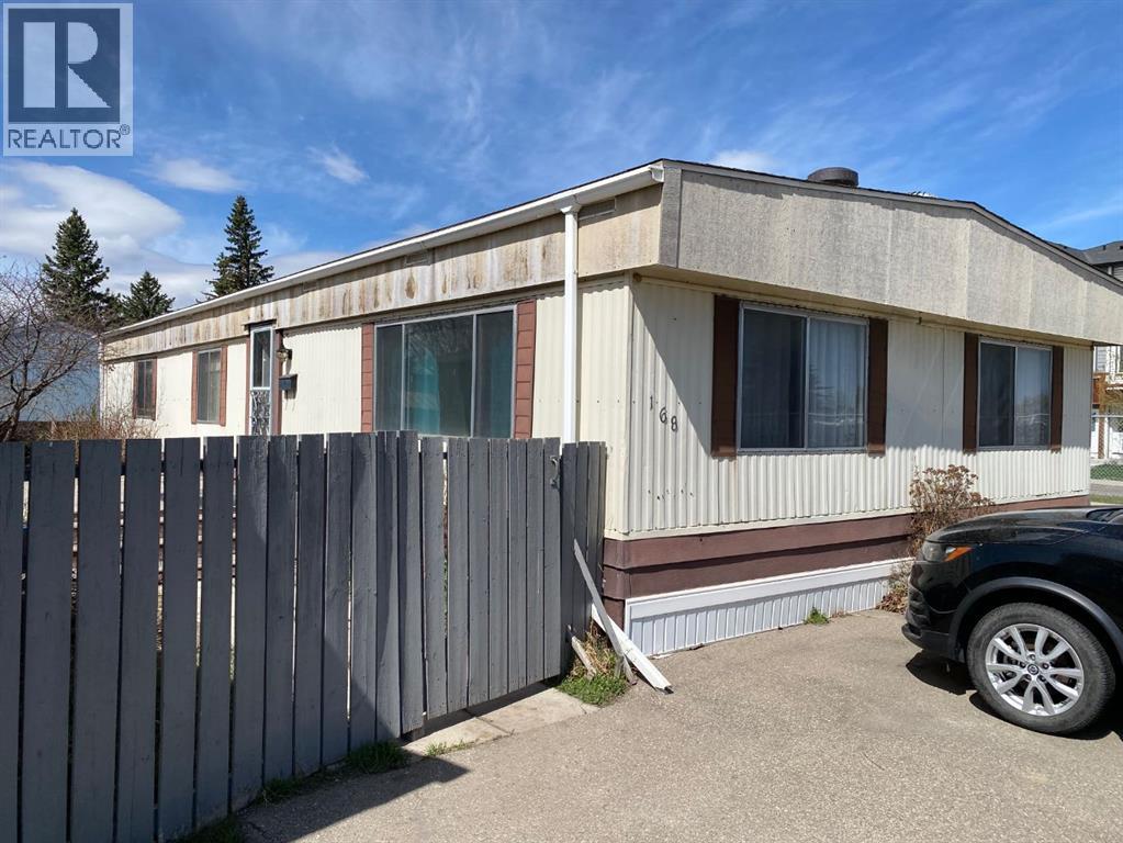 Mobile Home for Sale in 168, 6724 17 Avenue SE|Calgary, Alberta T2A0W5