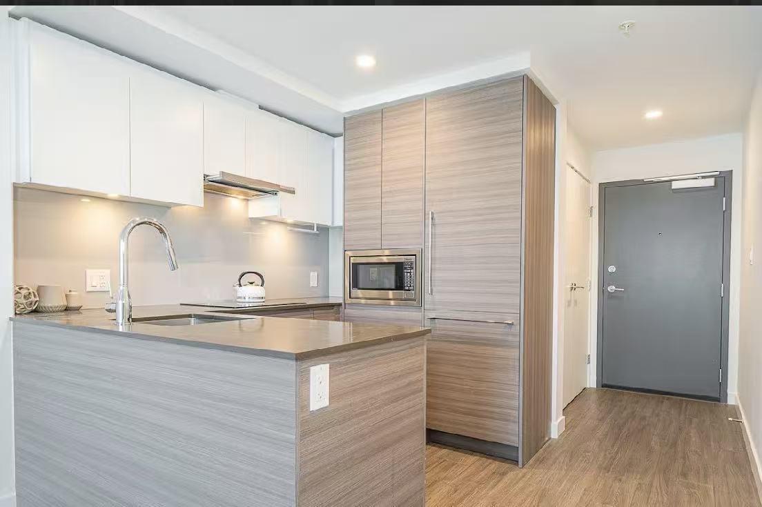 For sale: 1905 13655 FRASER HIGHWAY, Surrey, British Columbia