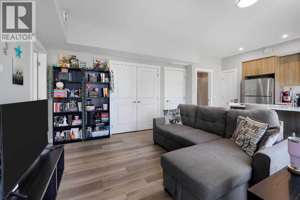 Row / Townhouse for Sale in 20944 Seton Way SE|Calgary, Alberta T3M3T8 3