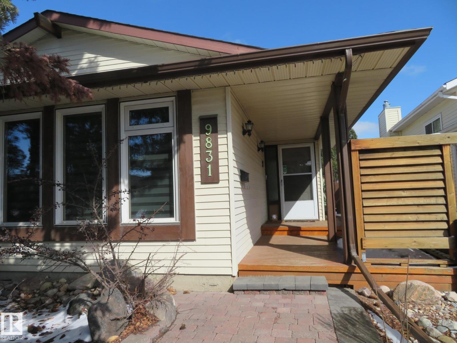 For sale: 9831 185 ST NW, Edmonton, Alberta T5T3L7 - E4480946