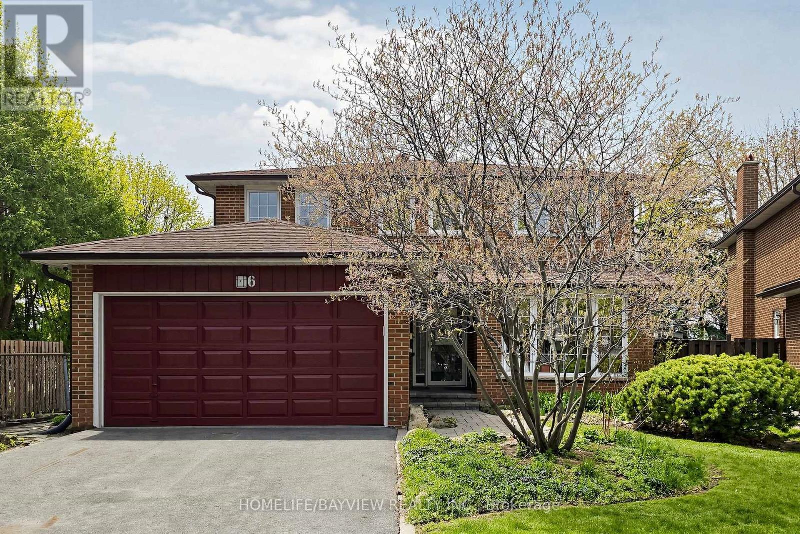 6 EPPING COURT