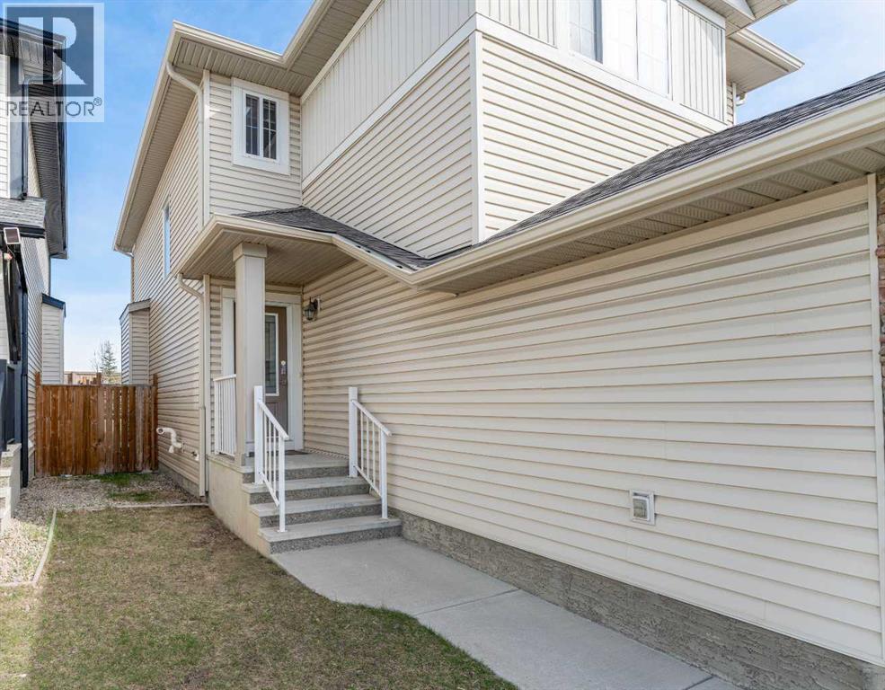 House for Sale in 277 Panora Way NW|Calgary, Alberta T3K0T9 2