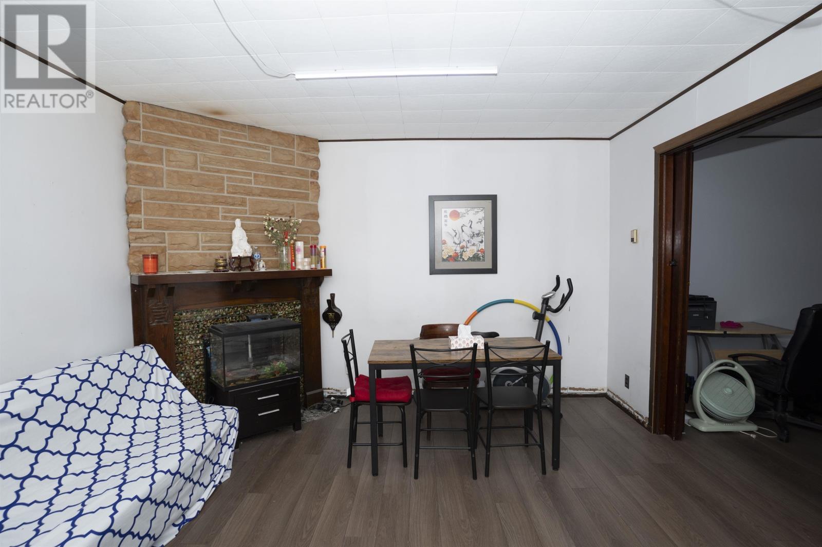 property-image